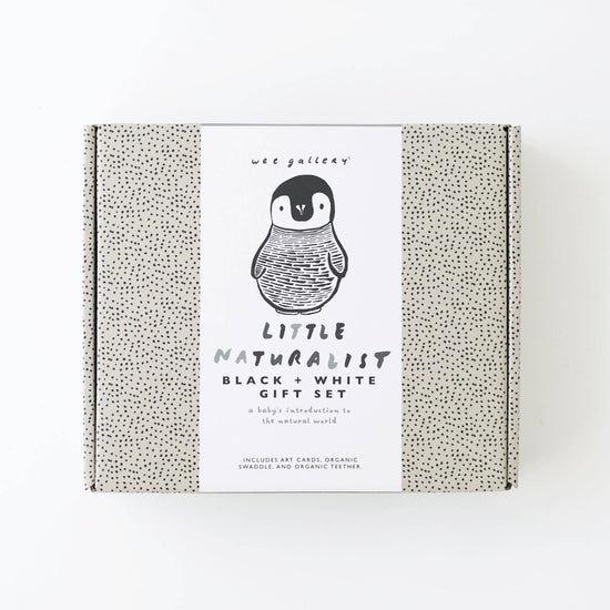 Wee Gallery Little Naturalist Gift Set - Black & White