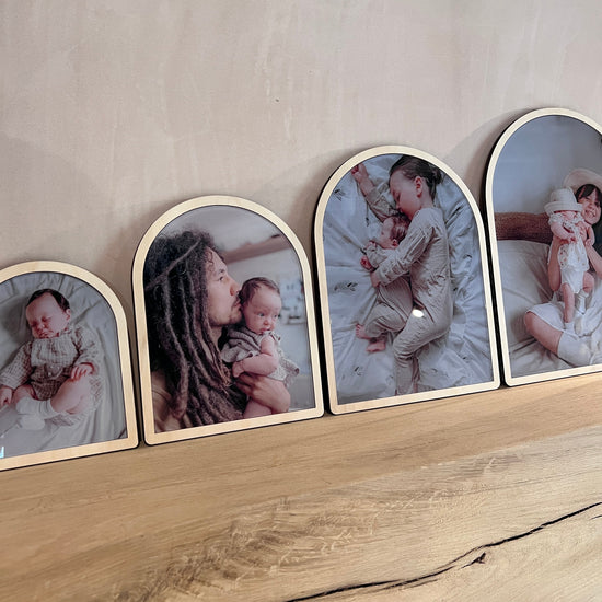 30cm Acrylic Arch Photo