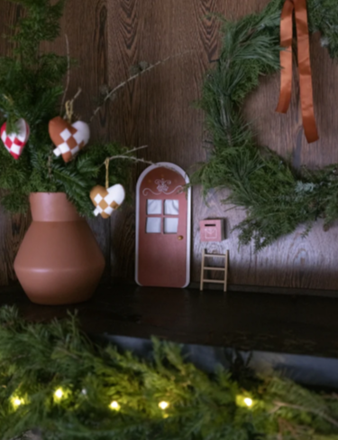 Fabelab Christmas Elf Door - Cinnamon